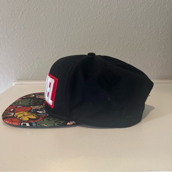 Marvel Black Hat with Red and White Logo - Picture 3 of 8